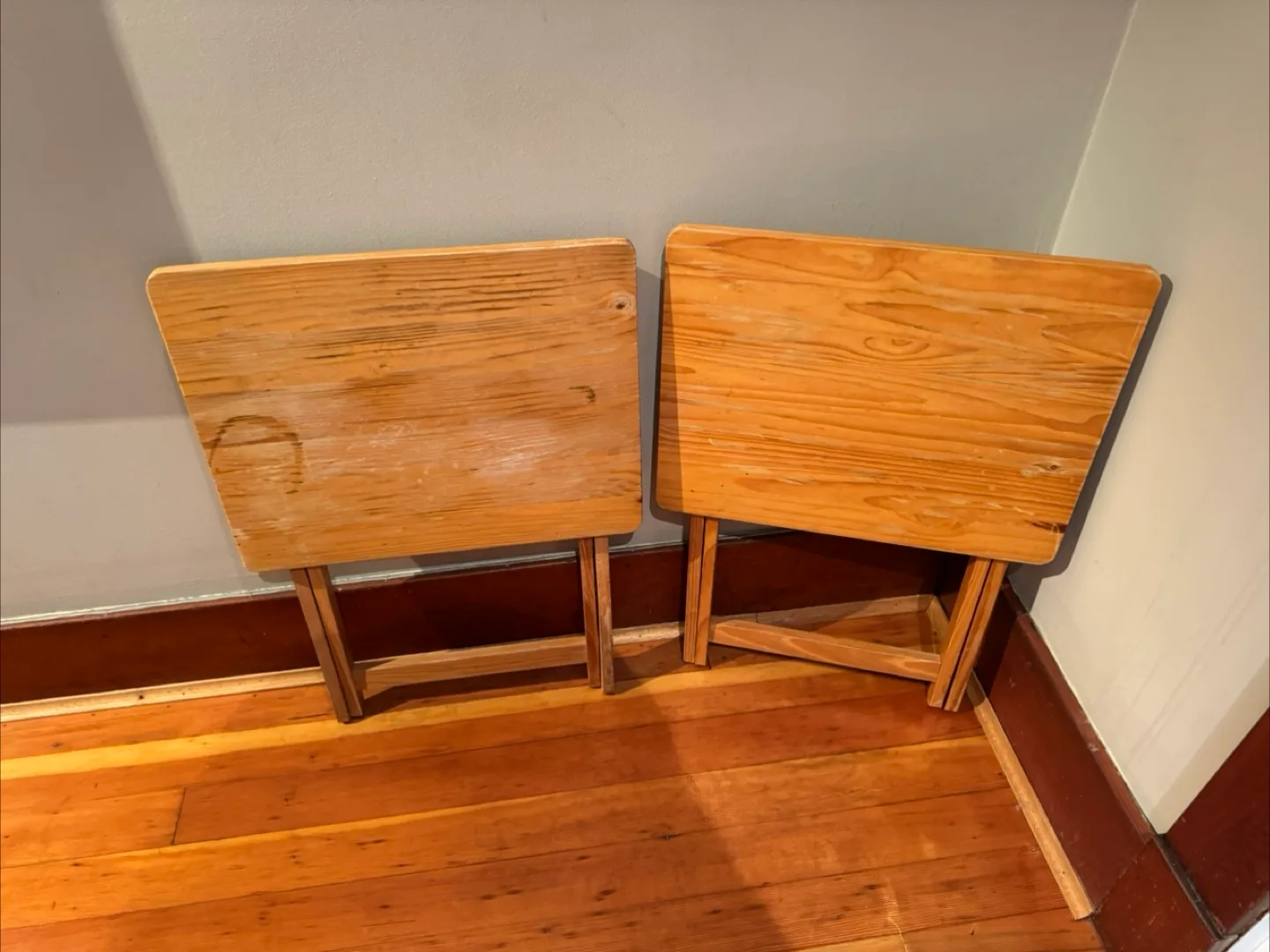 Pair of Wooden Folding Tray Tables image indicator(4)