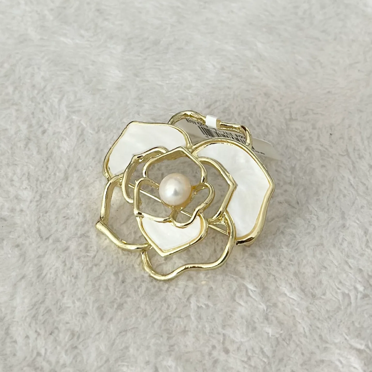 Flower Brooch - Gold Plated & Pearl White thumbnail