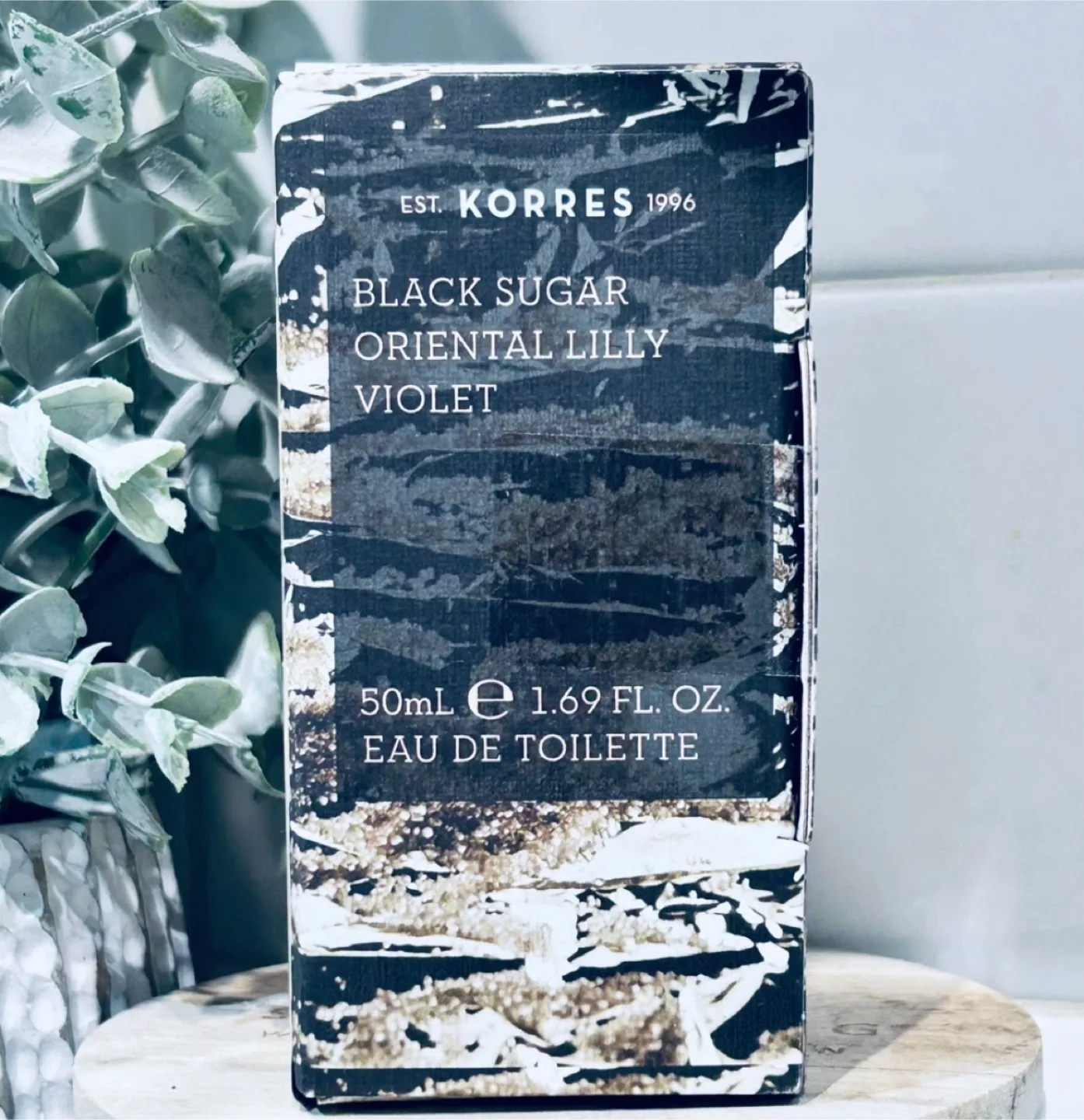 🍓NEW! REG $102 KORRES Black Sugar Sweet Lilly Violet Perfume thumbnail