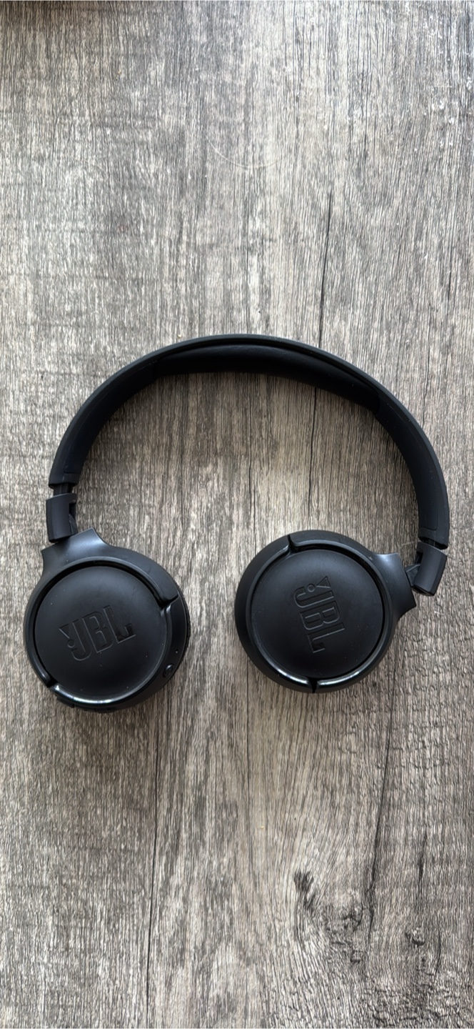 JBL Tune 500BT Wireless On-Ear Headphones - Black