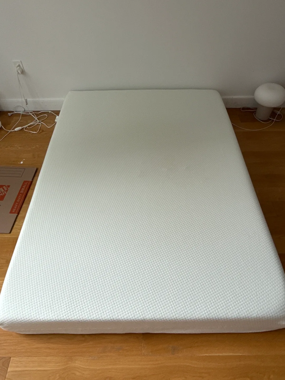 Foam Mattress - Zinus Full Size thumbnail
