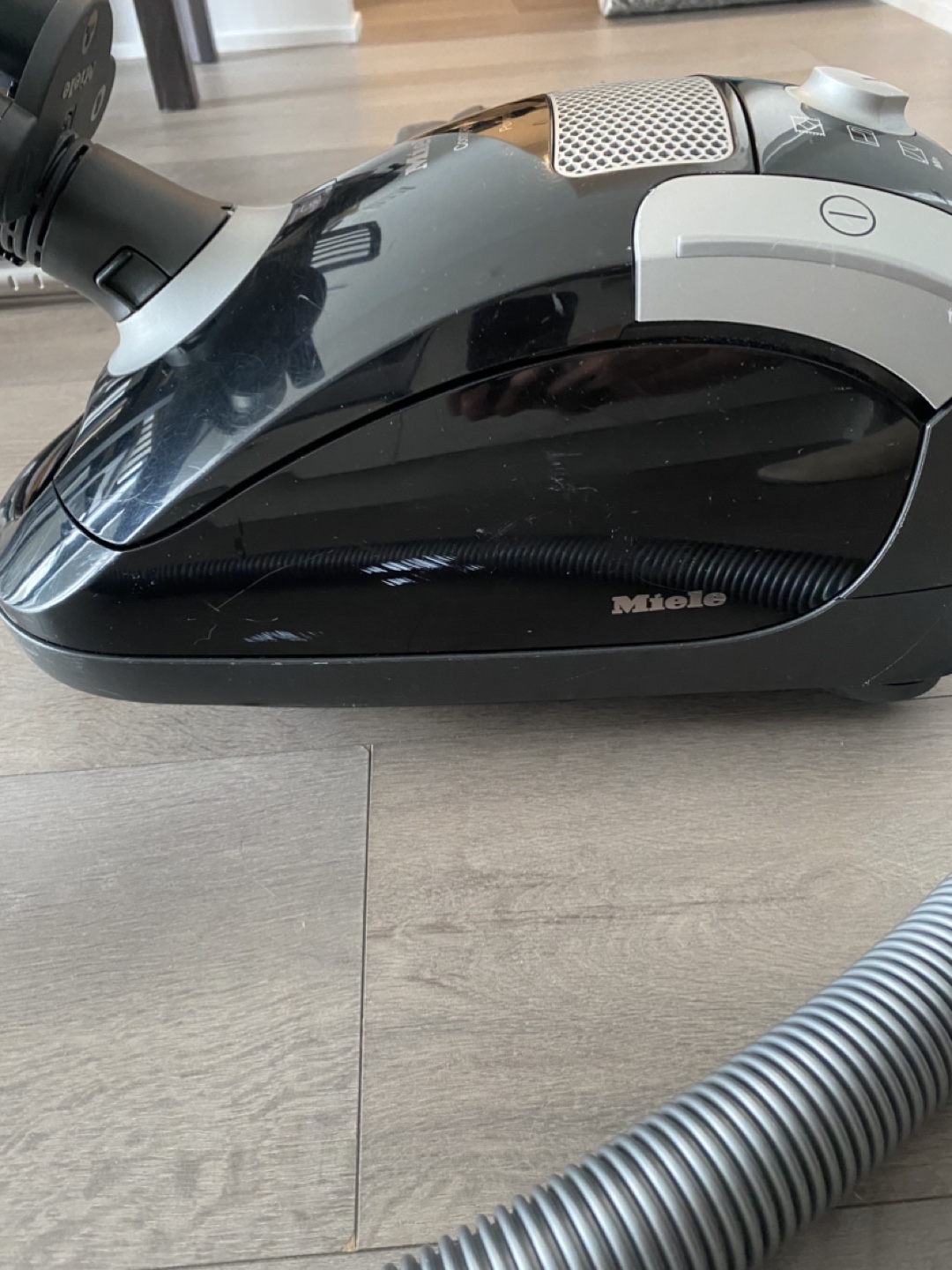 Miele Compact C1 PowerLine Vacuum Cleaner - photo 3