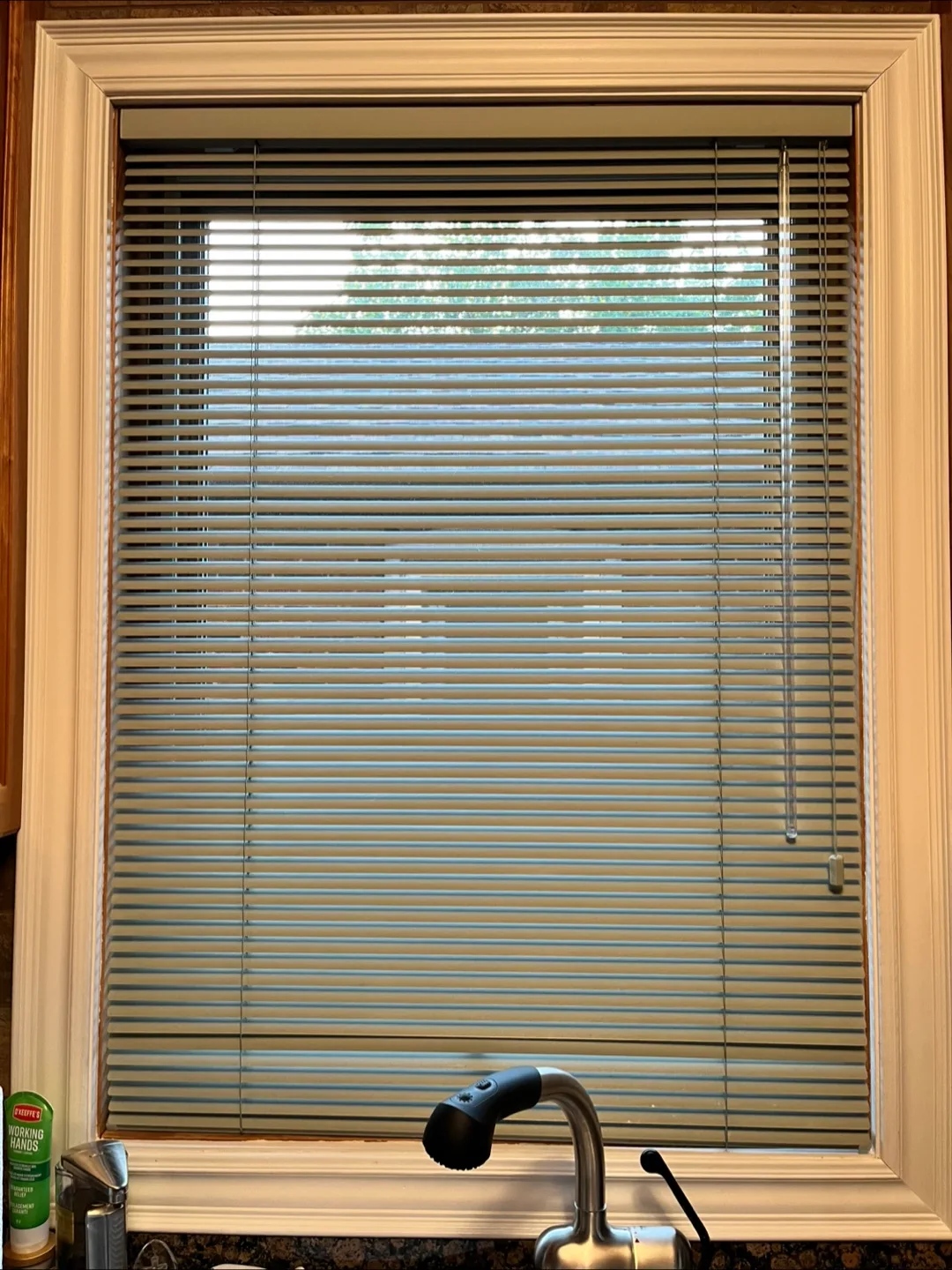 Hunter Douglas Blinds thumbnail