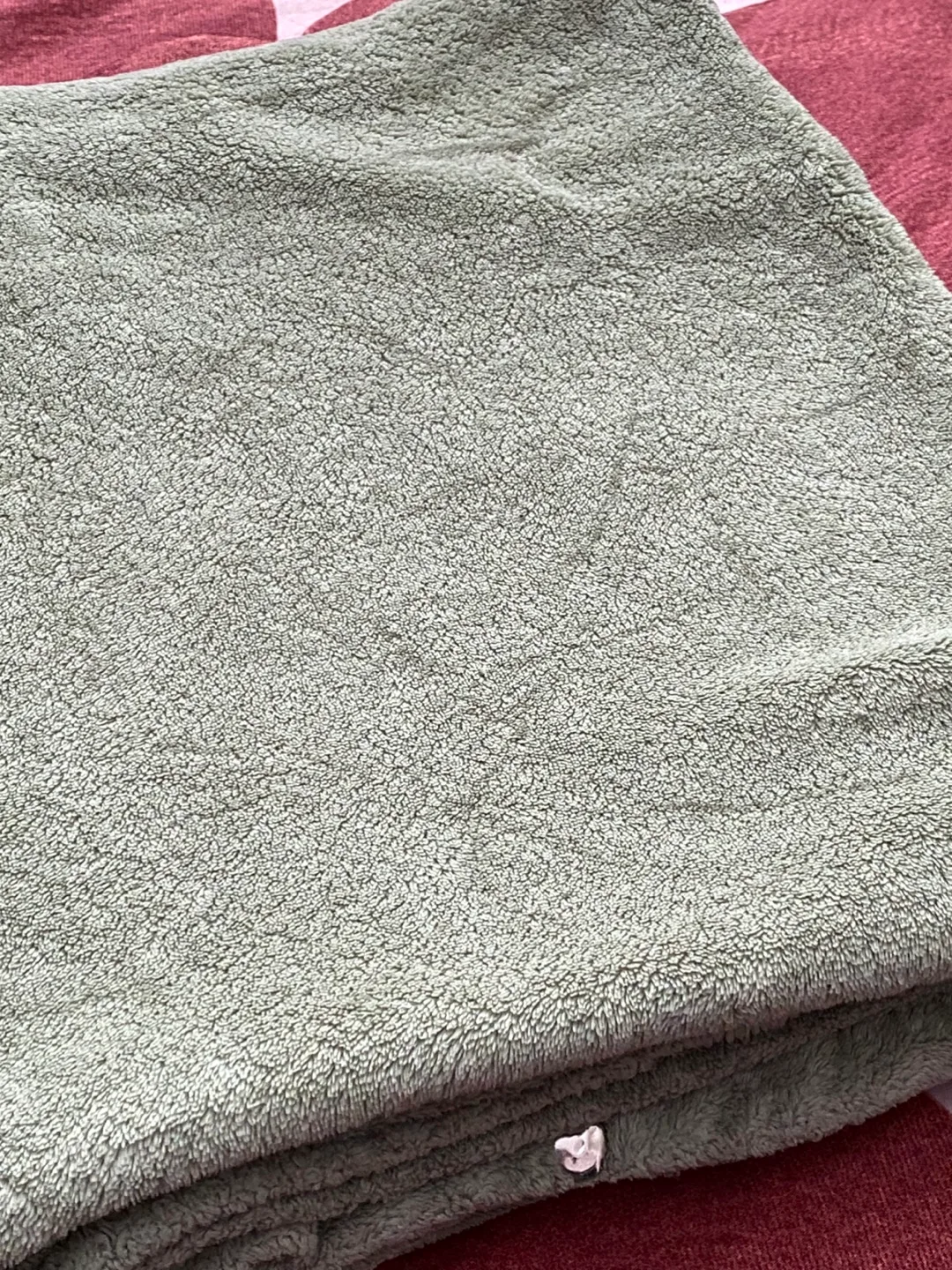 Light Green Plush Throw thumbnail