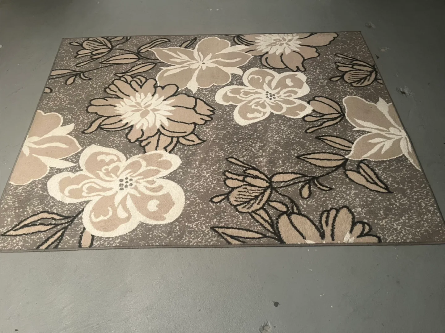 Floral Patterned Grey Rug thumbnail