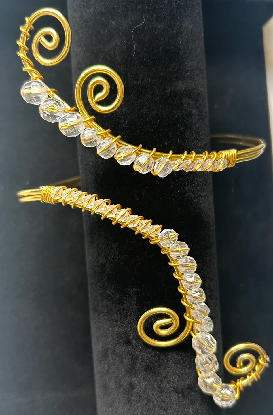 Handmade Gold Tone Upper Arm Cuff image indicator(3)