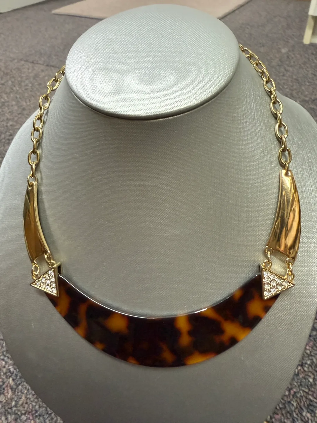 Tortoise Shell & Gold Tone Necklace thumbnail