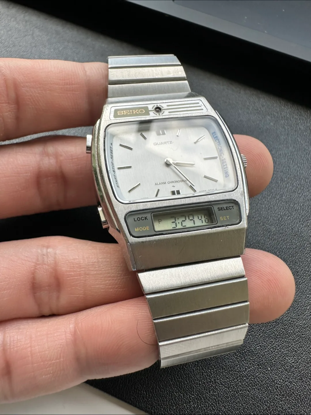 1970 Vintage Seiko Hybrid Ana-Digi Watch image indicator(2)