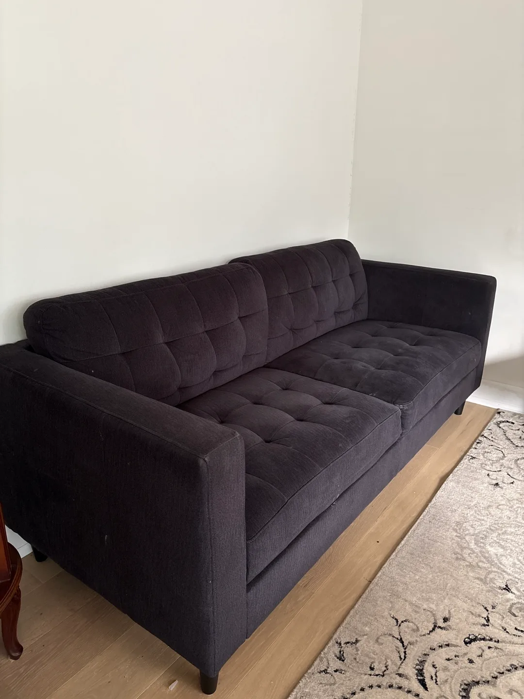 Dark black Sofa image indicator(2)