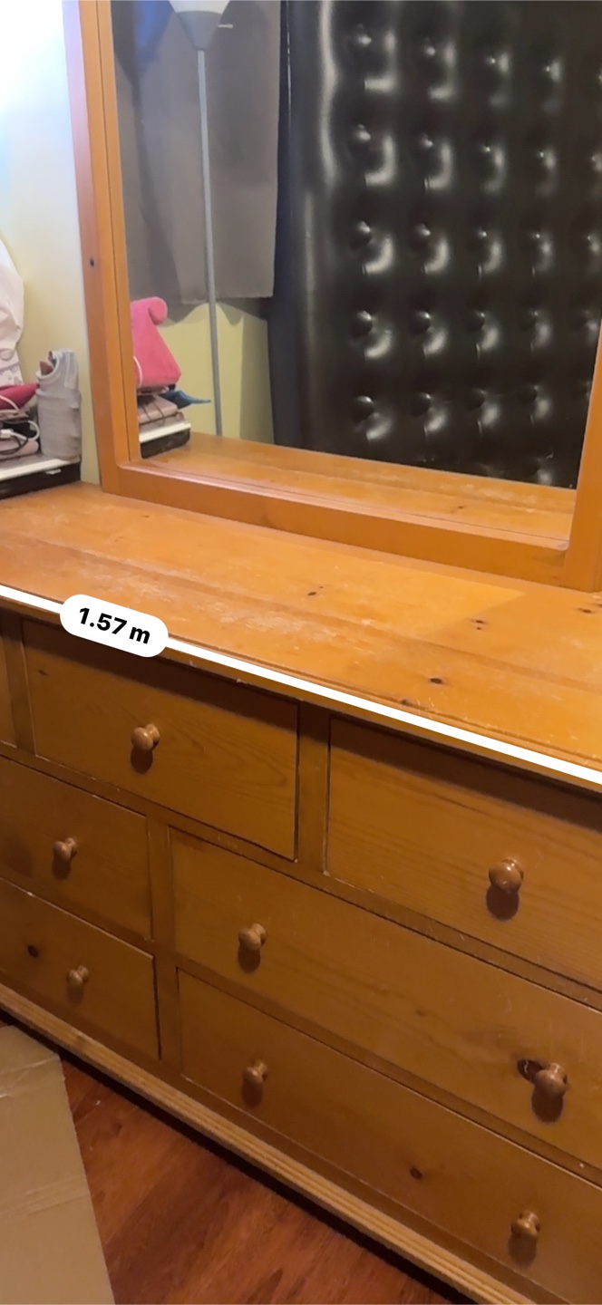 Wooden Dresser with Mirror + Nightstand – $100 for Both 🇨🇦 - photo 3