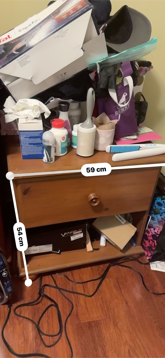 Wooden Dresser with Mirror + Nightstand – $100 for Both 🇨🇦 - photo 5