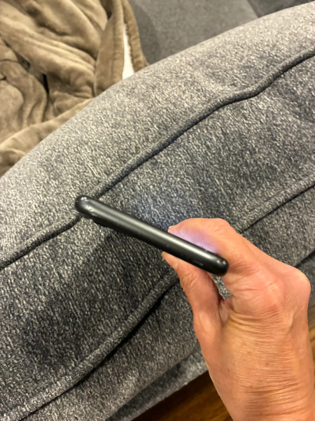 iPhone 11 - 128GB image indicator(7)