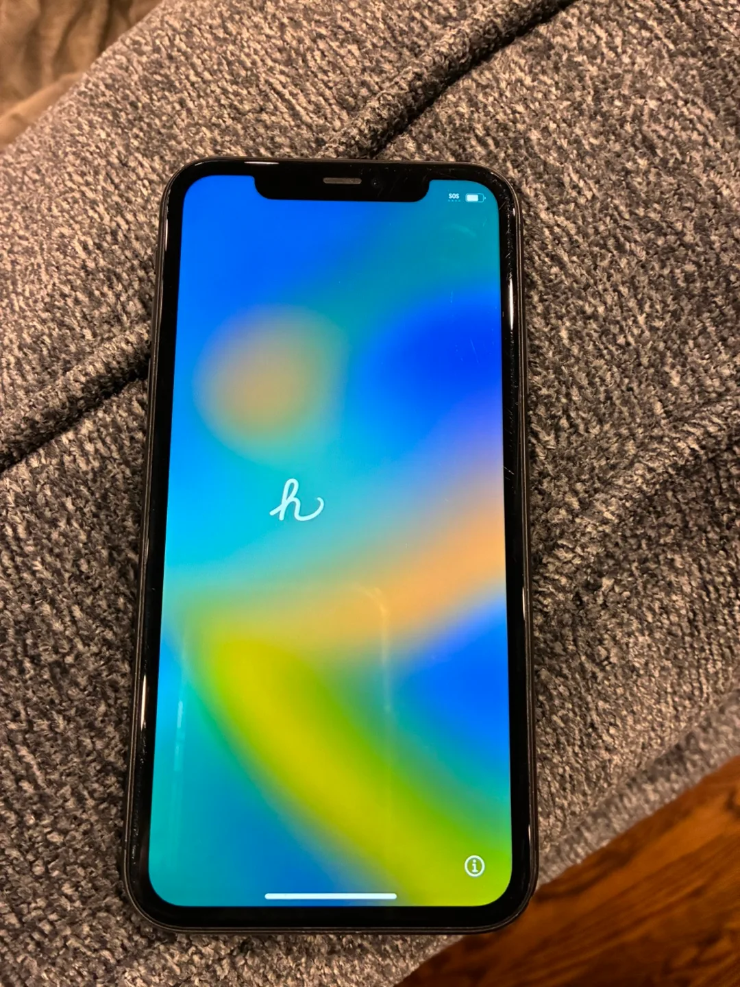 iPhone 11 - 128GB image indicator(2)