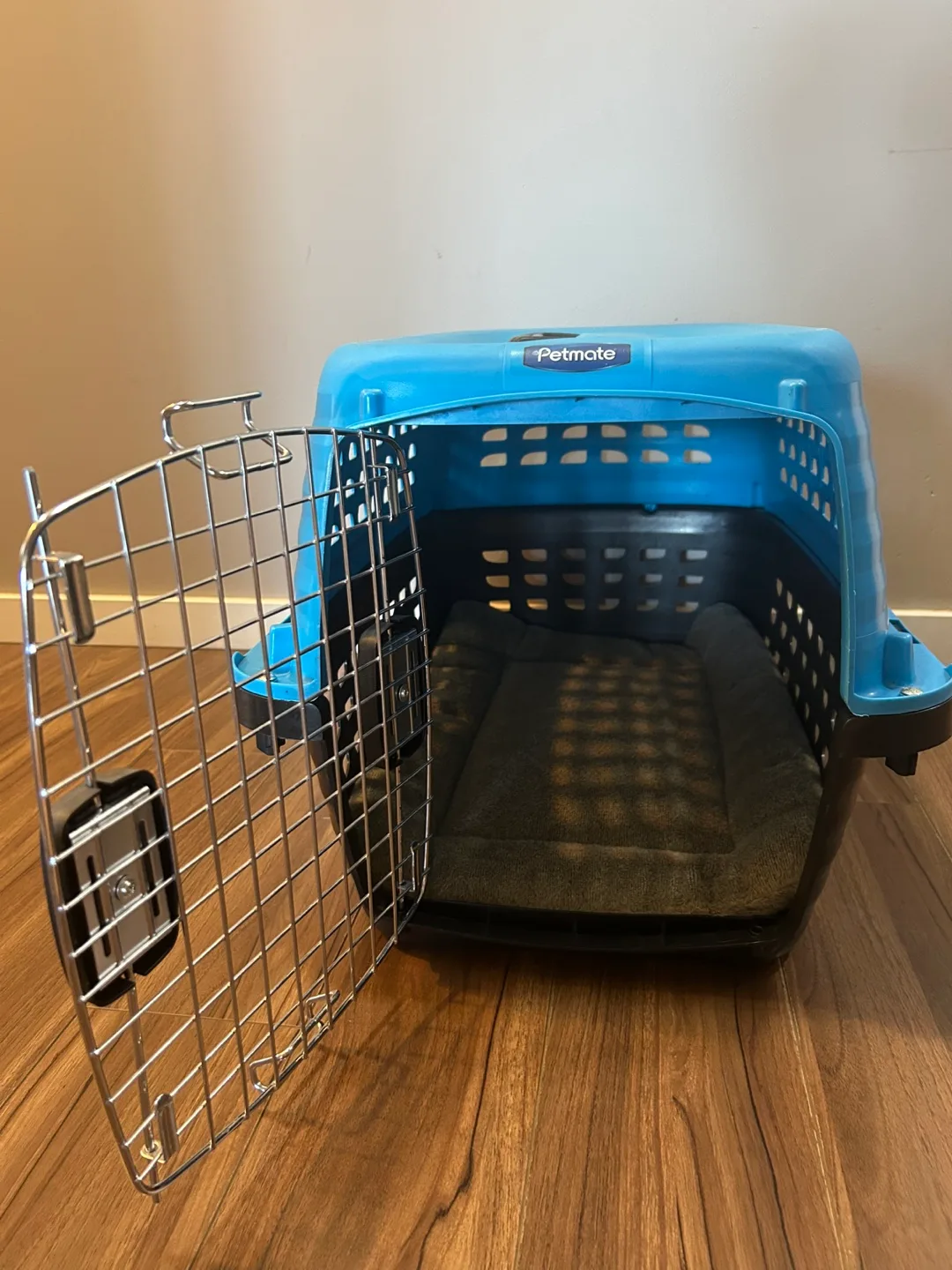 Petmate Pet Carrier - Blue image indicator(3)
