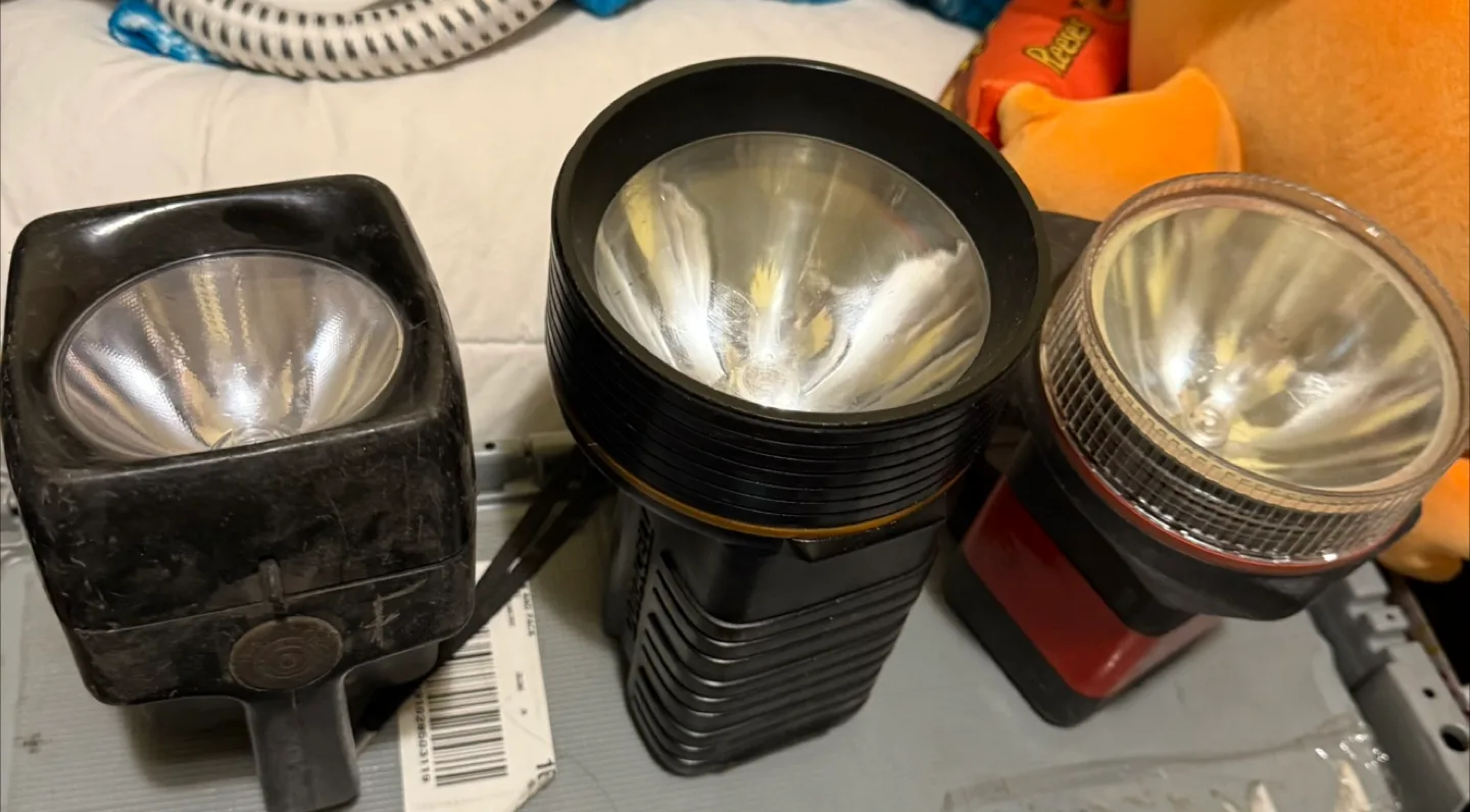 Vintage Flashlights (3) thumbnail