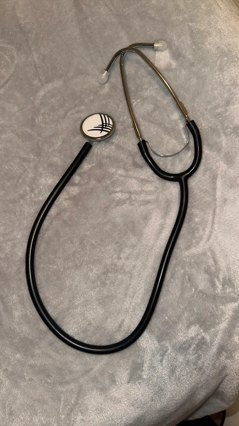 Cardinal Health stethoscope good condition and clean thumbnail