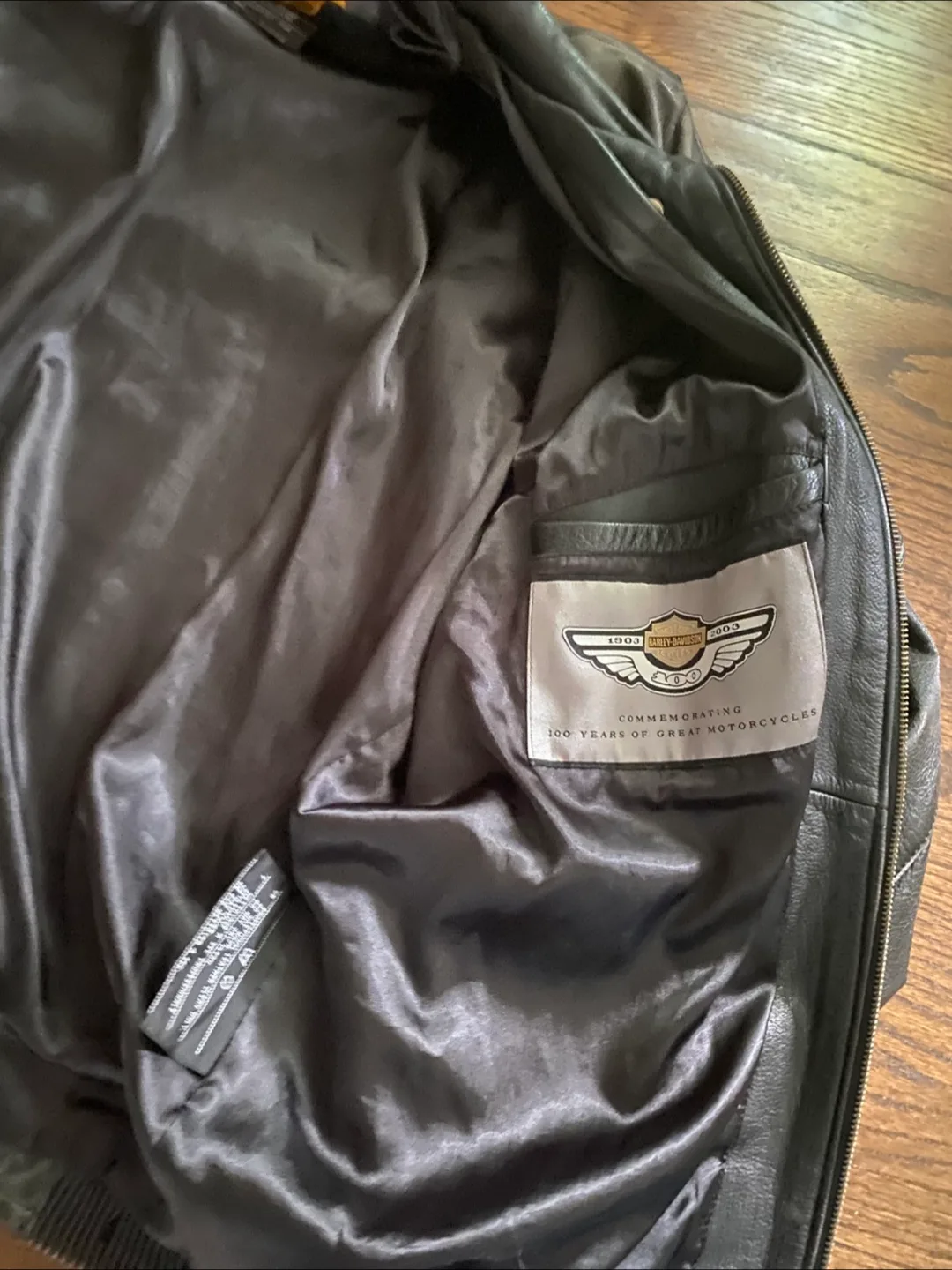 Harley Davidson 100th Anniversary  Motorcycle Leather Jacket XL image indicator(5)