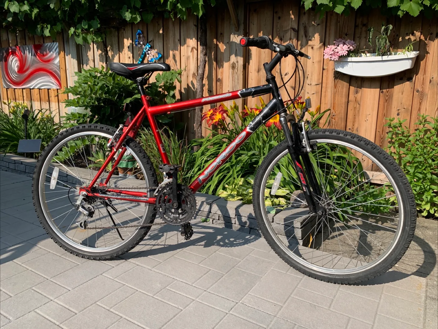 26” Norco Mountaineer Mountain Bike - Red & Black image indicator(2)
