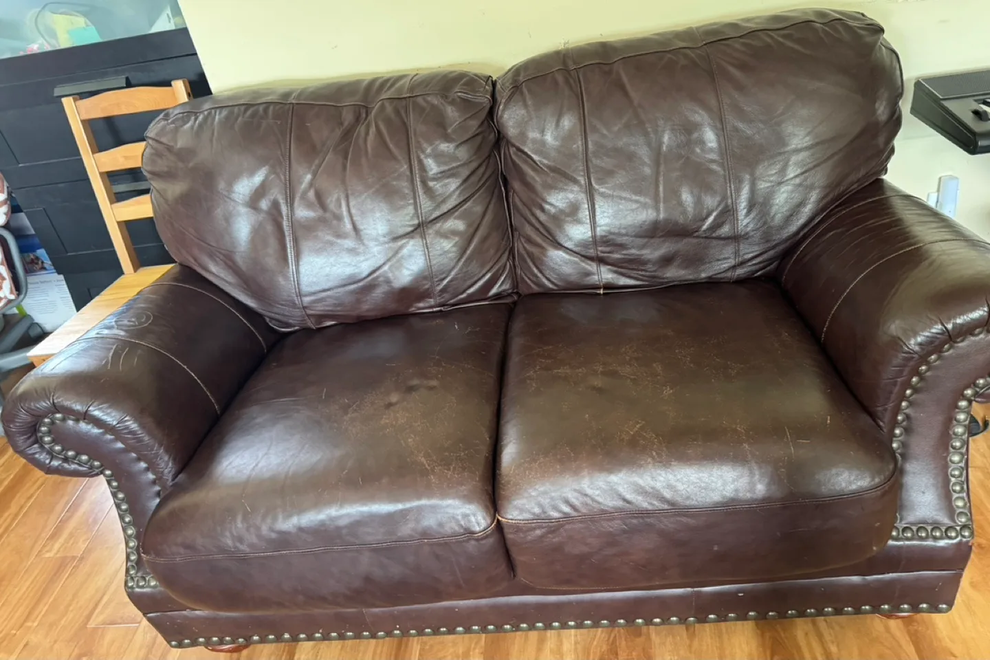 3 Leather Sofas Set image indicator(5)