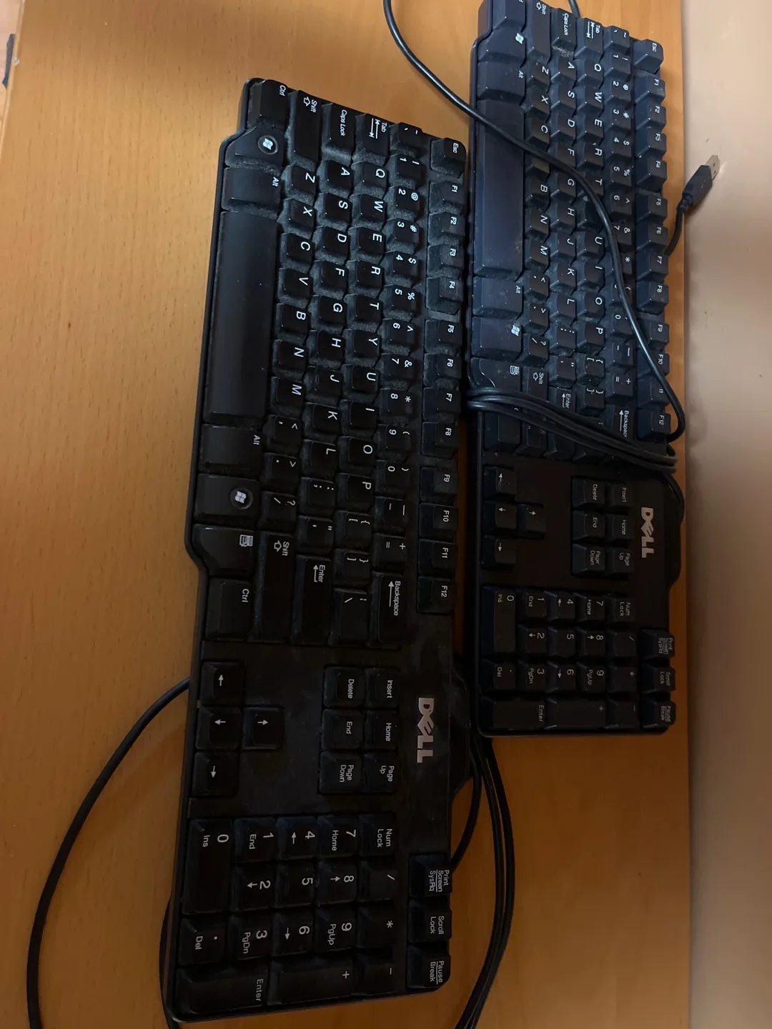 Dell Keyboards - 2 Available thumbnail
