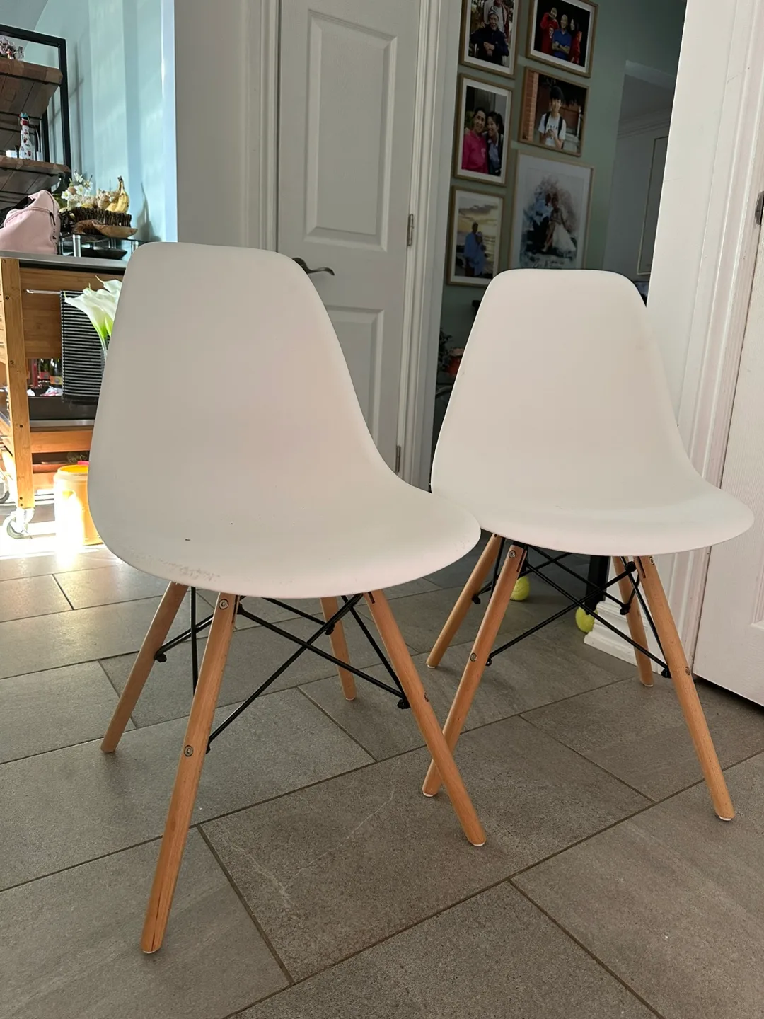 Set of 6 White Eames Style Dining Chairs thumbnail