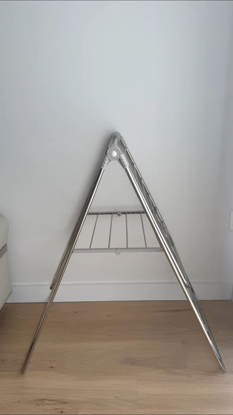 Clothes Drying Rack thumbnail