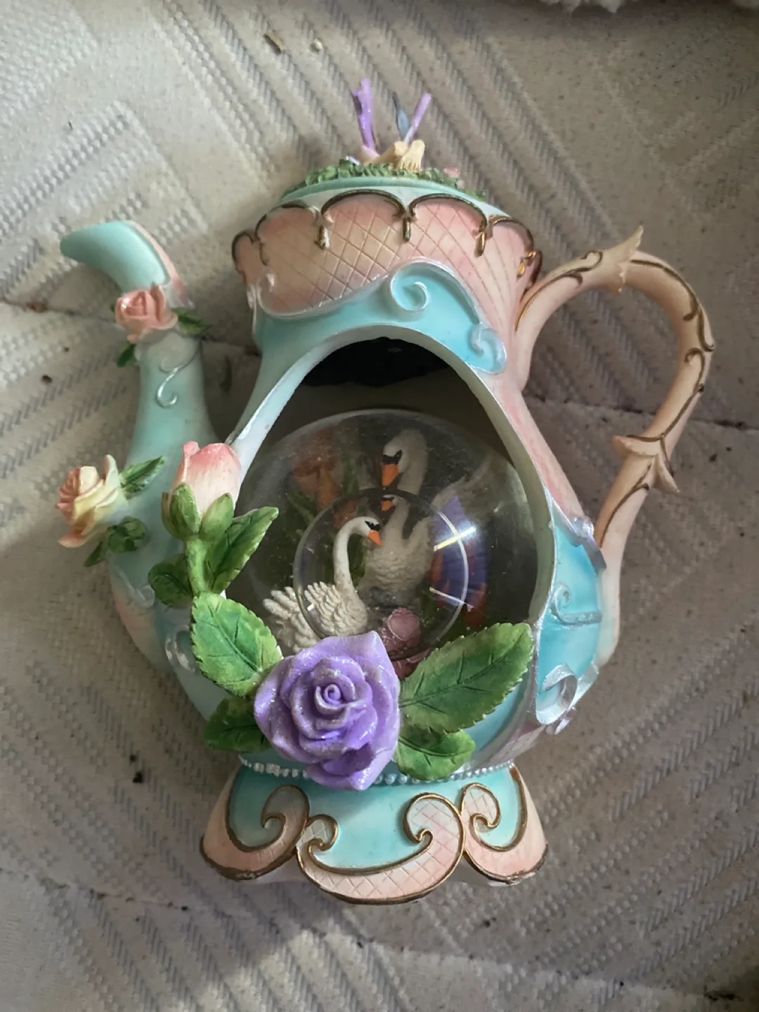 Swan Teapot Snow Globe