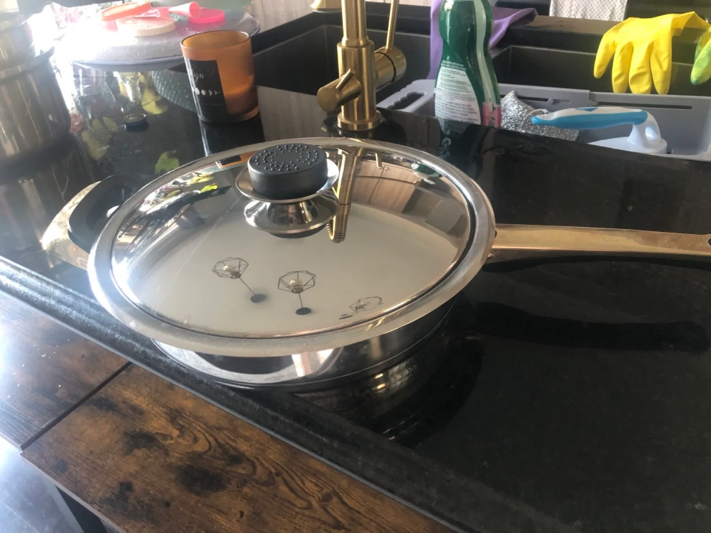 18/10 Stainless Steel Pot with Lid thumbnail