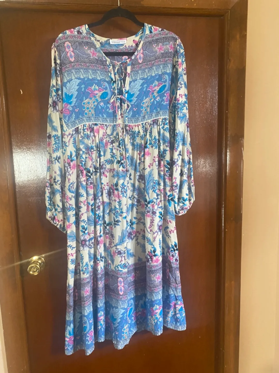 R. Vivimos Floral Print Midi Dress Size M thumbnail