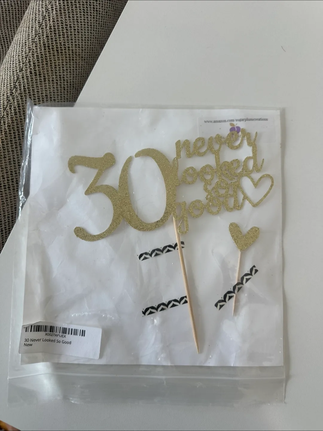 New 30 Never Looked So Good Cake Topper thumbnail