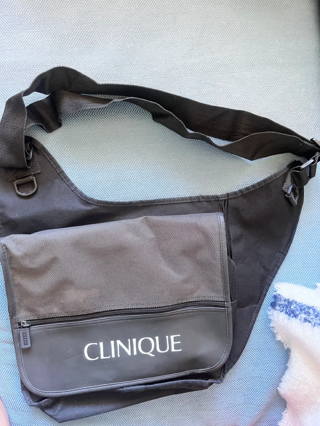 Clinique Black Shoulder Bag thumbnail