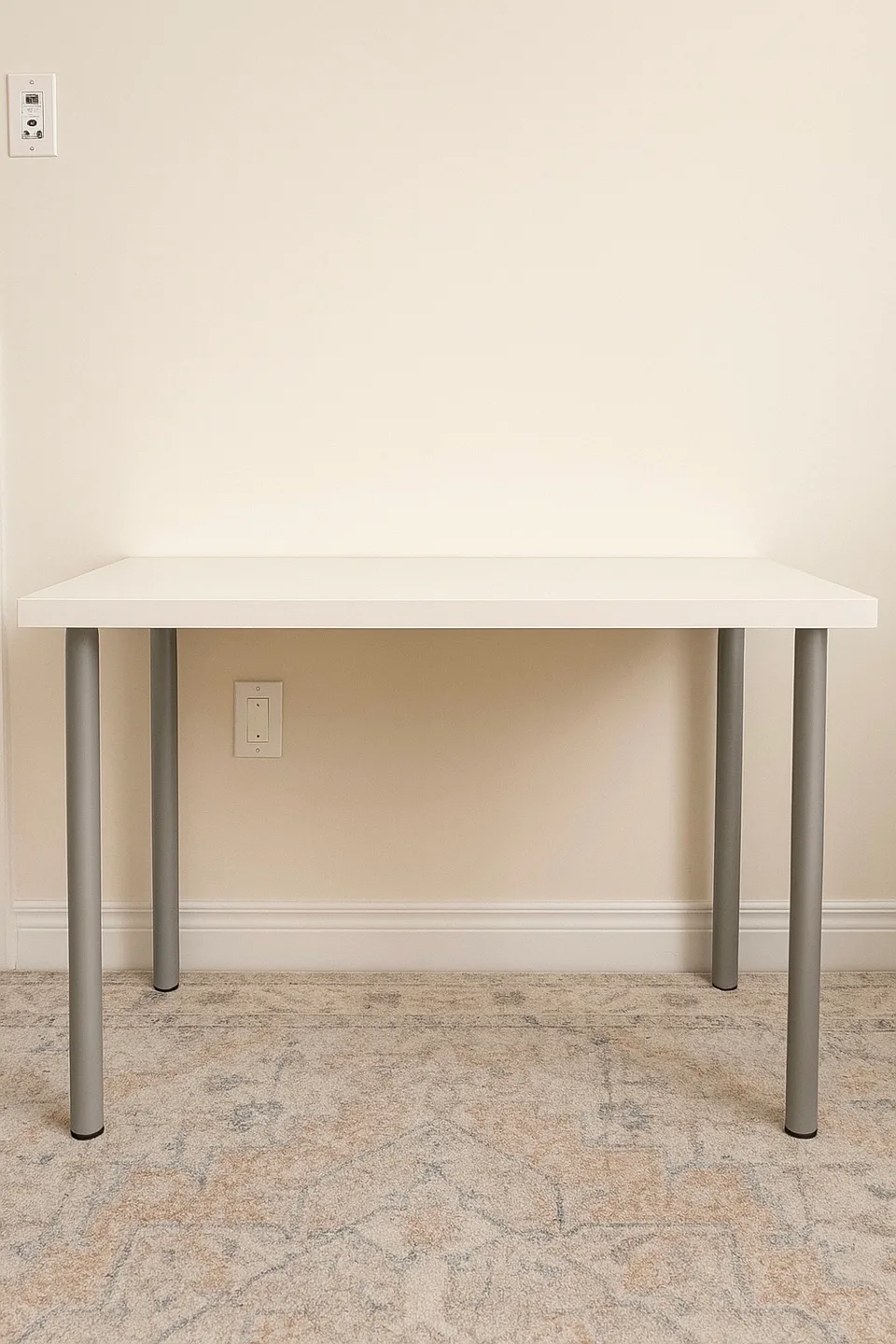 IKEA LINNMON / ADILS White Table thumbnail