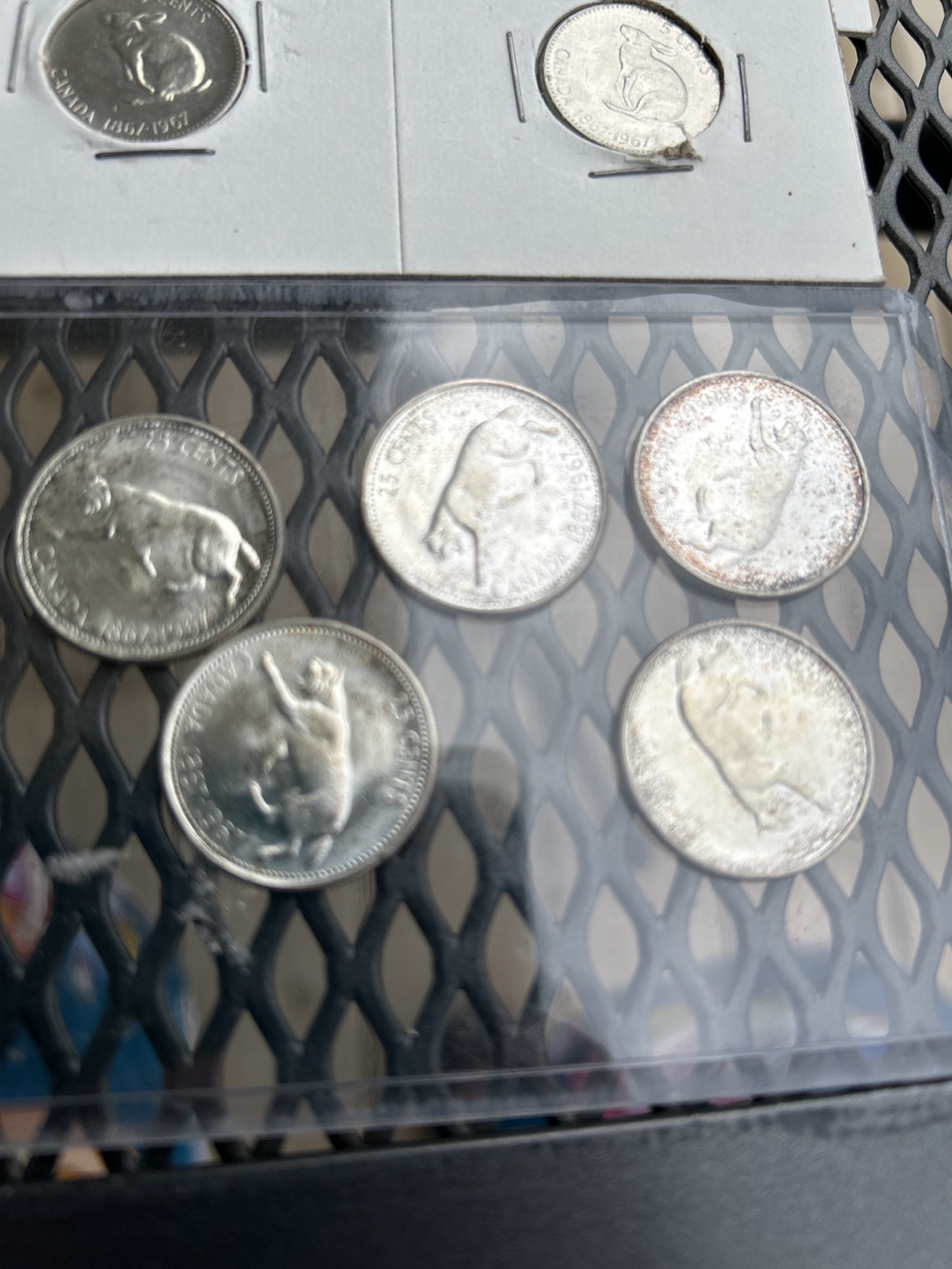 Vintage Canadian Coins - 5 Cent & 10 Cent - photo 3