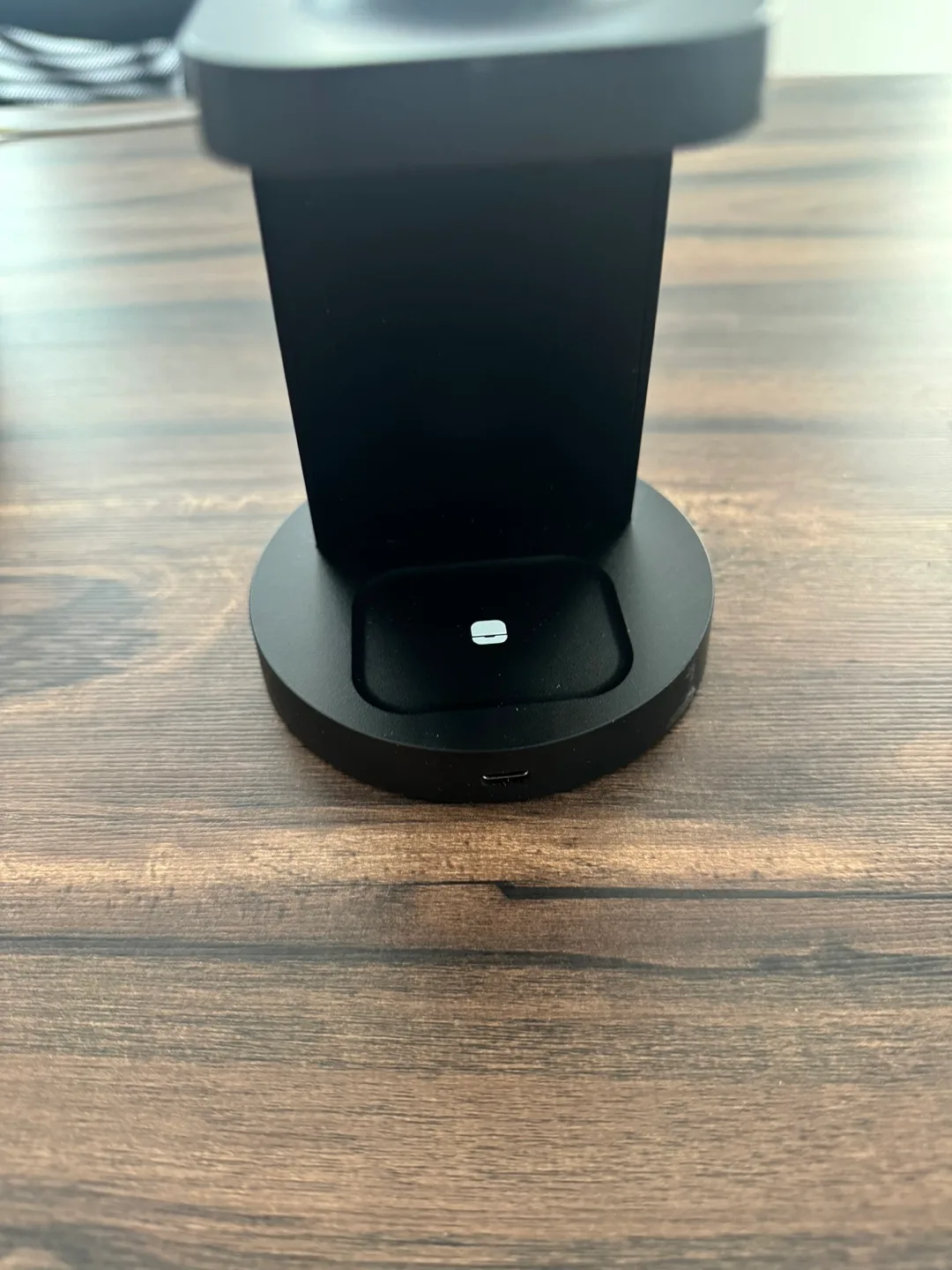 3-in-1 Wireless Charging Stand - Black image indicator(2)