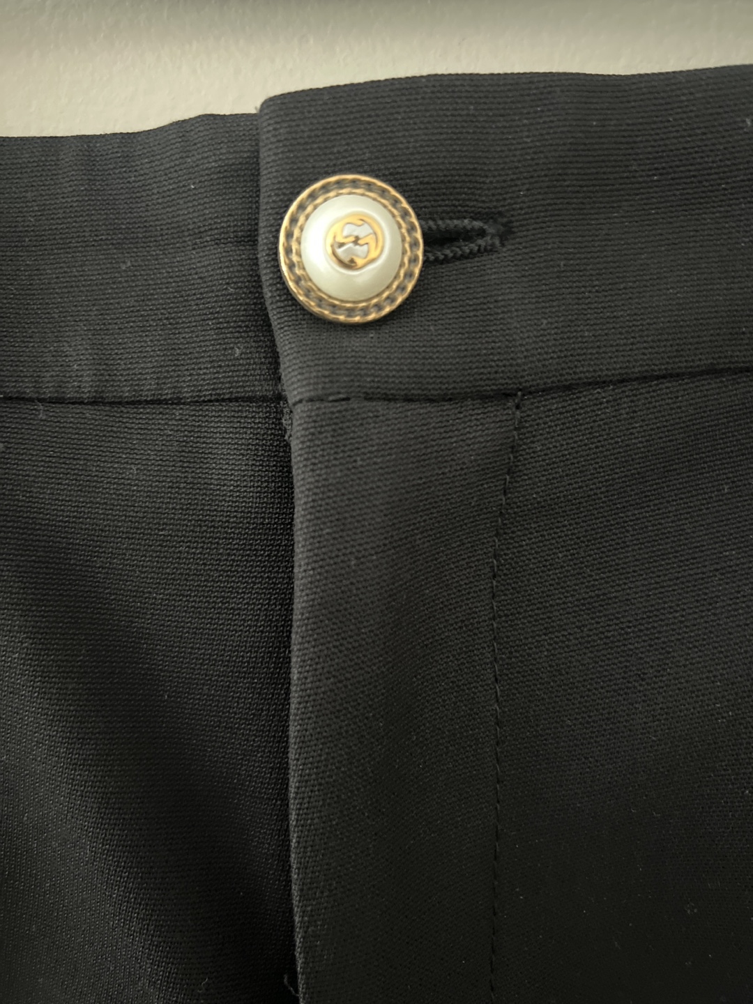 Gucci Black Shorts - photo 2