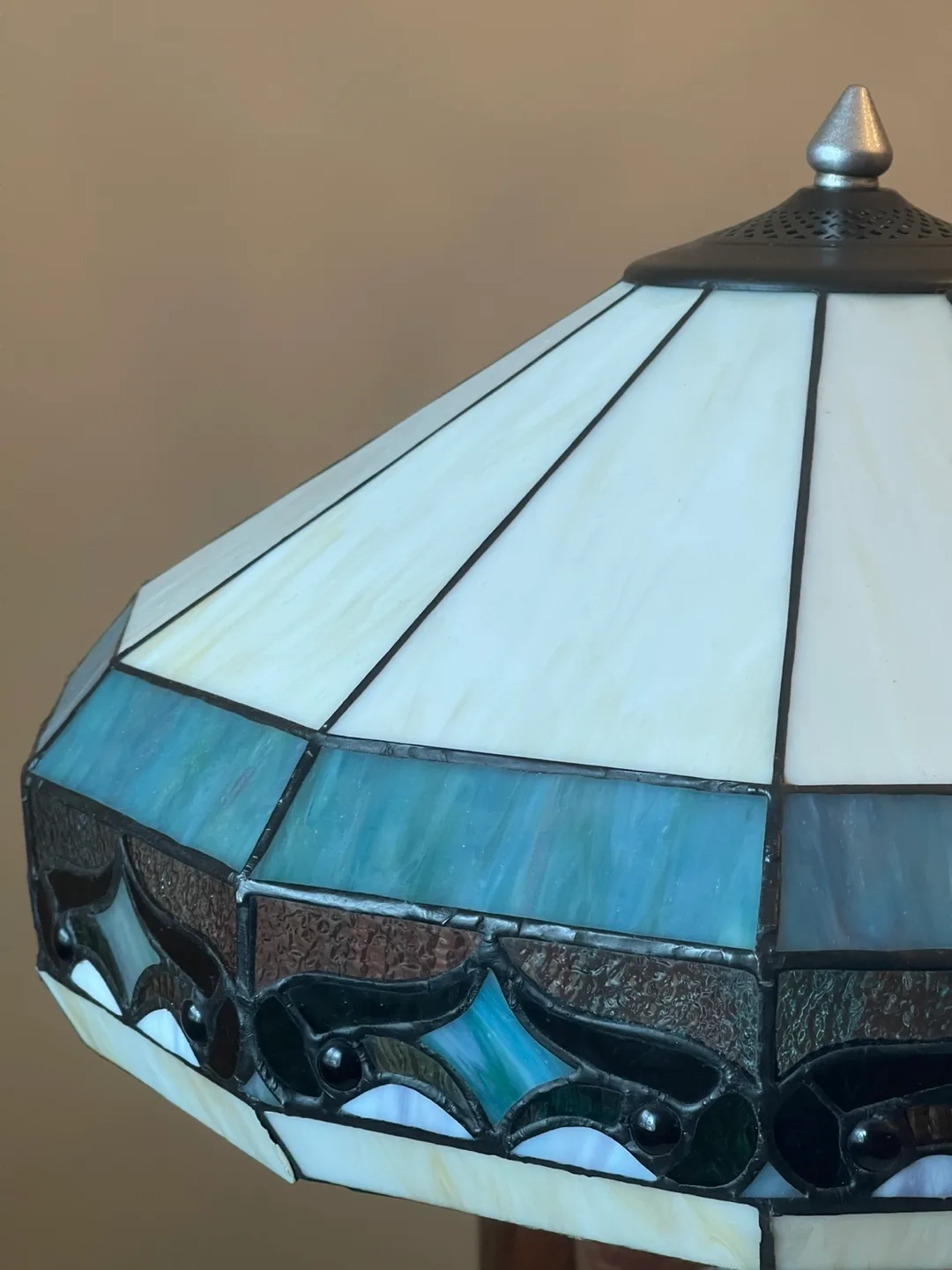 Tiffany lamps (set of two identical) thumbnail