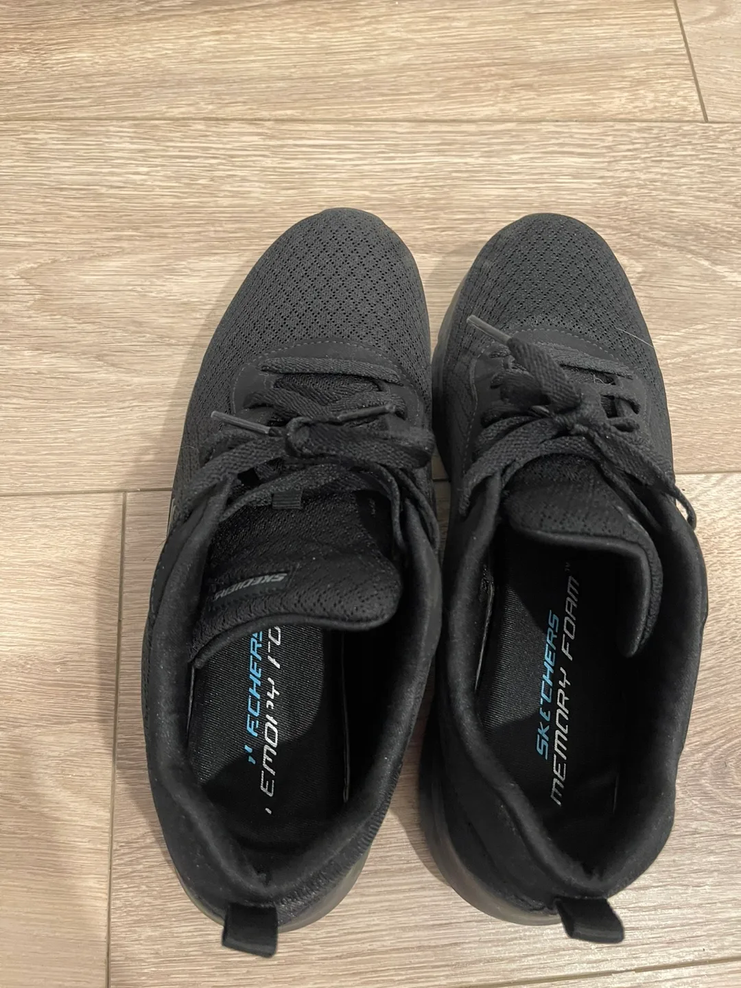 Skechers Memory Foam Woman Shoes - Black, Size 9.5 image indicator(2)