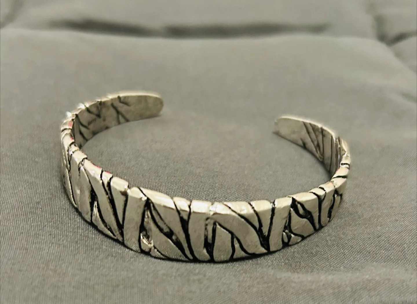 Silver Tone Cuff Bracelet thumbnail