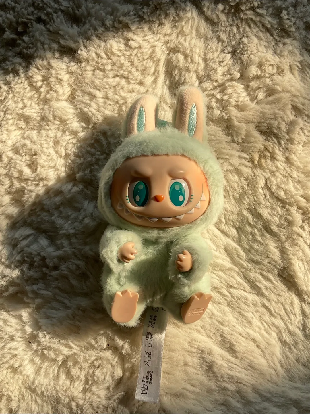 Authentic The Monsters Labubu Plush Doll -Mint image indicator(2)