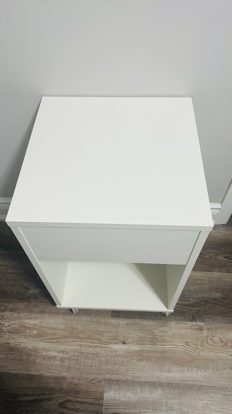 Night Stand Tables with Wheels - photo 4