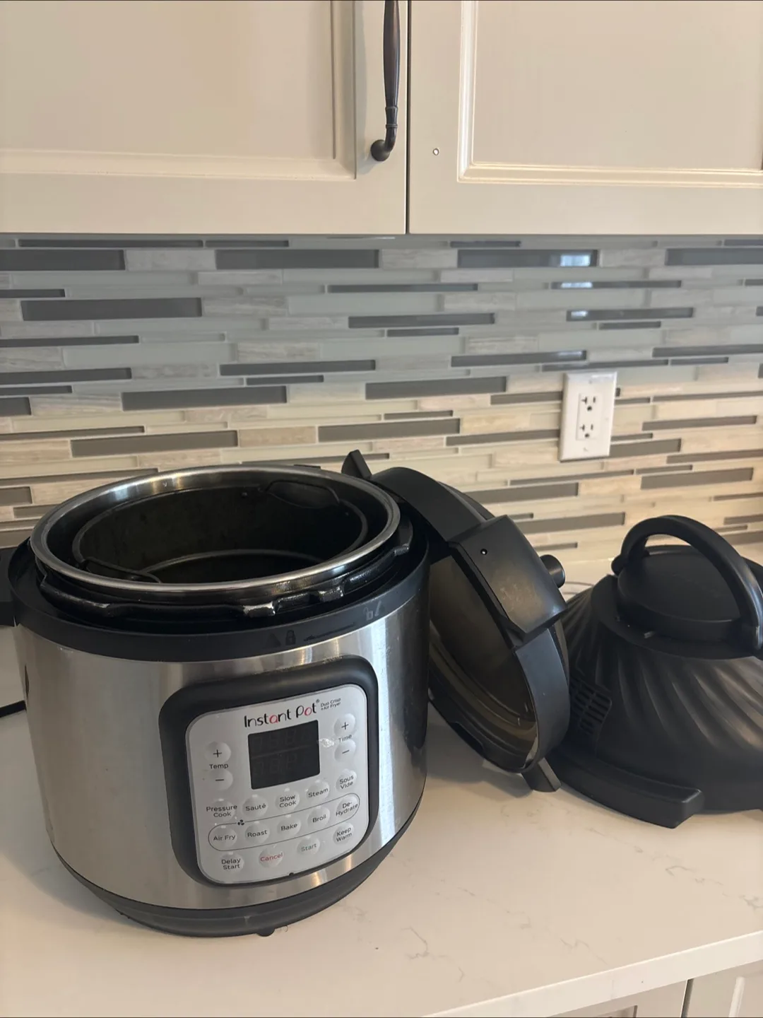 Instant Pot Duo Crisp + Air Fryer - 8 Quart thumbnail