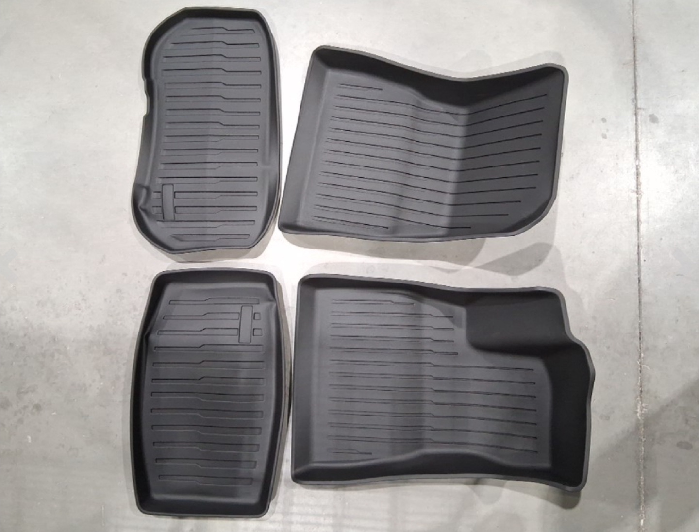 NEW 6pc Tesla all weather mats - photo 2