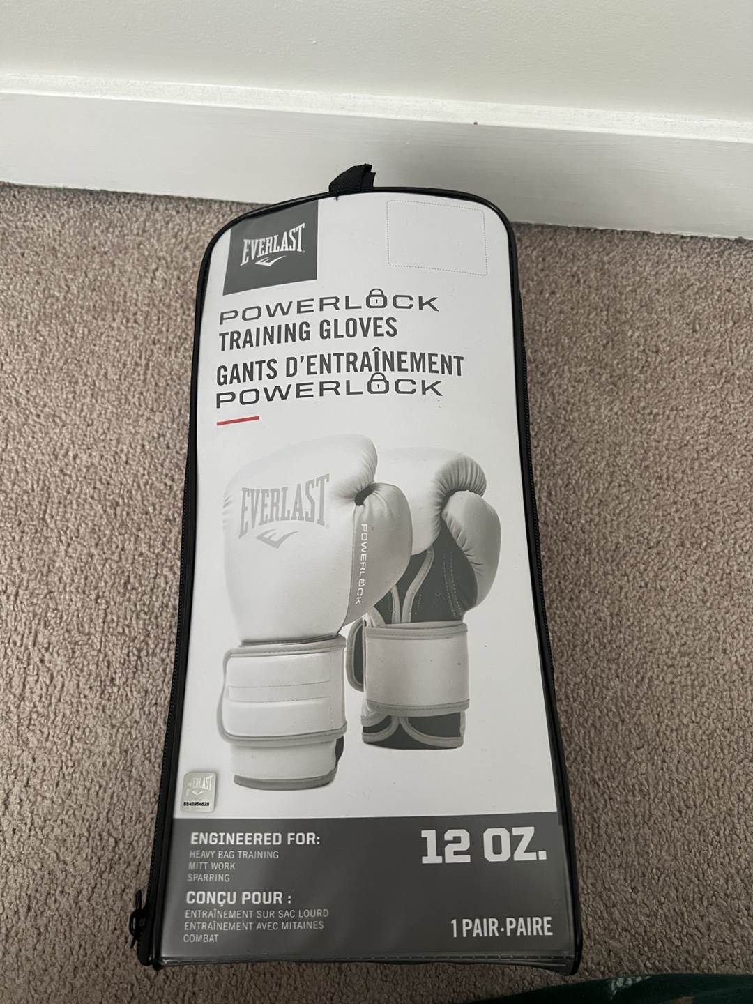 Everlast 12oz Boxing Gloves – Great Condition + Mesh Bag