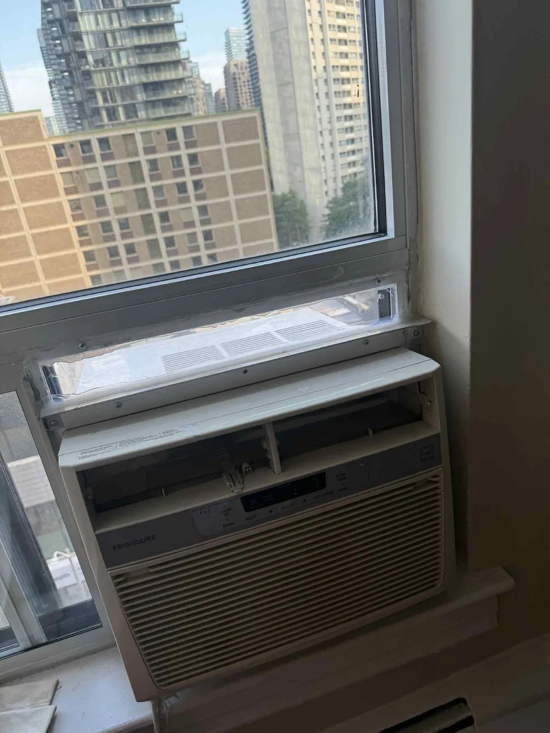 Frigidaire 10,000 BTU Window Air Conditioner - thumbnail