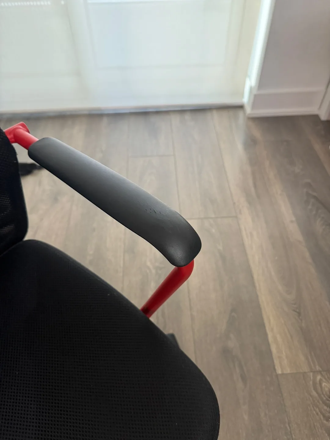 Moving sale! must go by today IKEA Gaming Chair, Black image indicator(4)