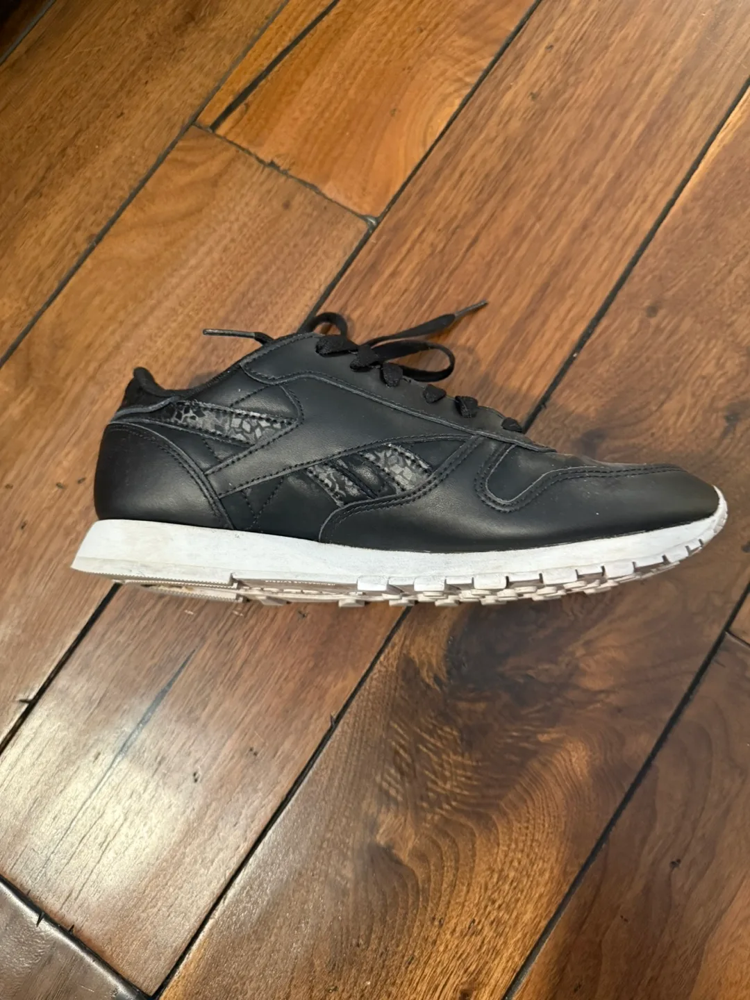 Reebok Classic Leather Shoes - Black thumbnail