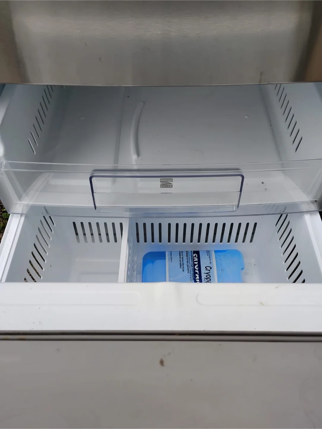 Kenmore Stainless Steel Bottom Freezer Refrigerator image indicator(4)