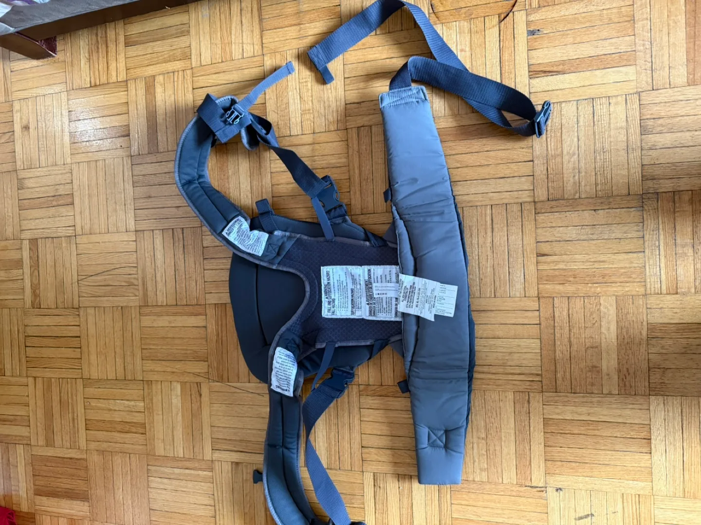 Infantino Carry On Multi Pocket Carrier thumbnail