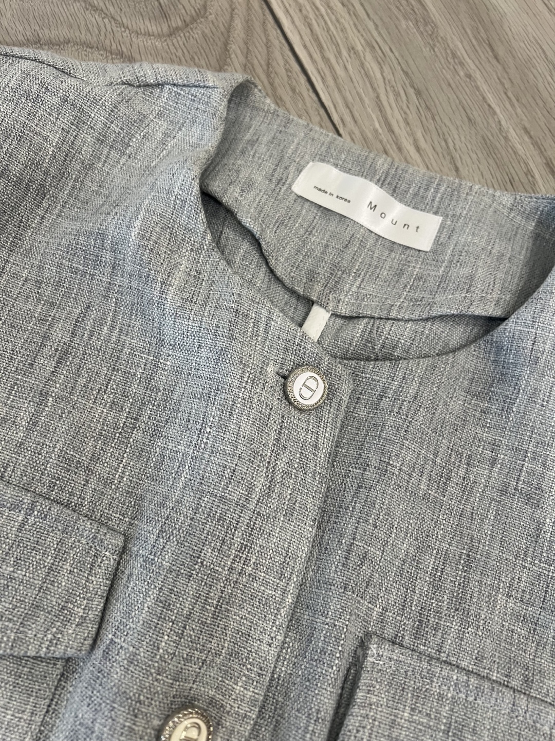 Two-Piece Linen Set - Size Small - photo 2