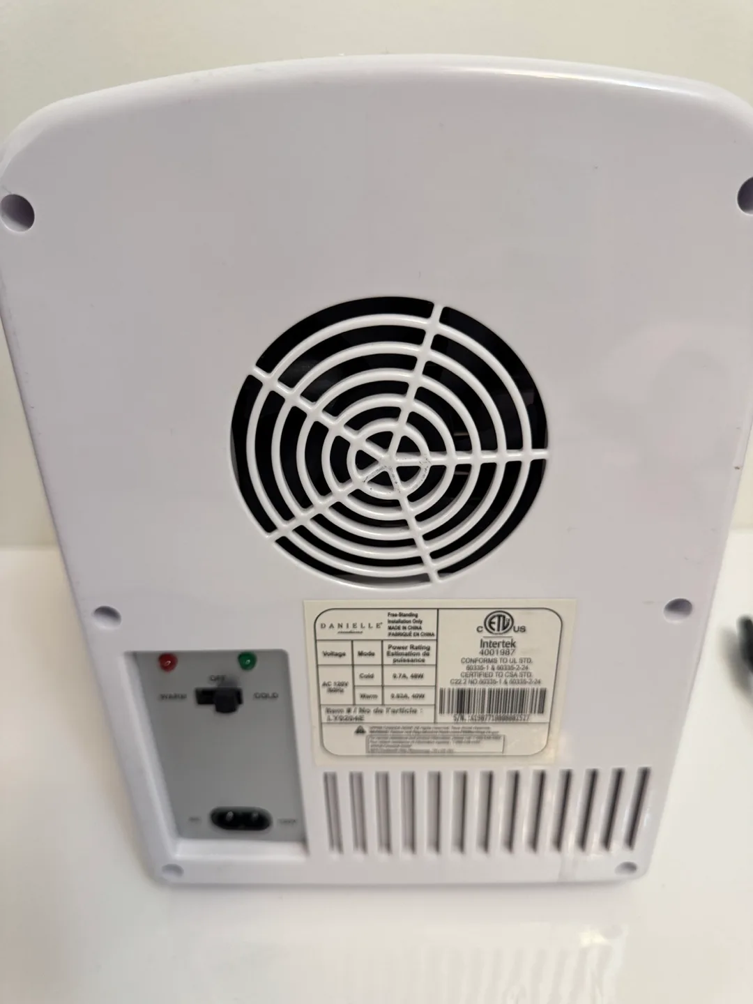 Daniella Mini Fridge - White image indicator(3)